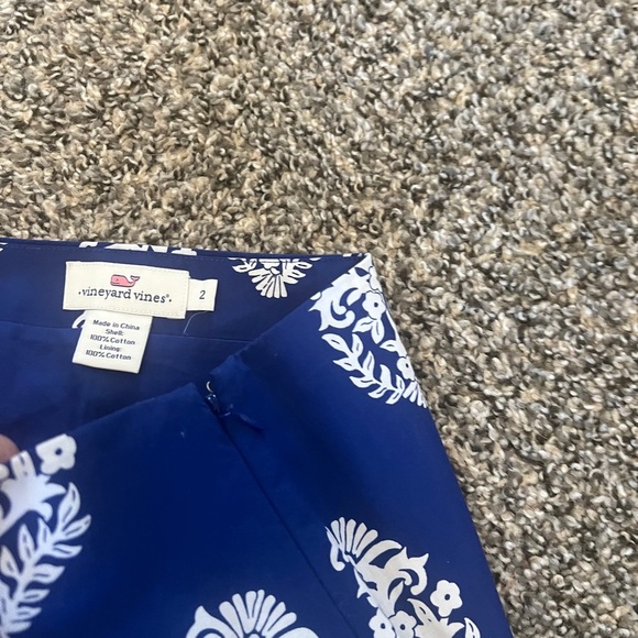 Vineyard Vines Navy and White Pineapple 🍍 Skirt Size 2 - Picture 3 of 3